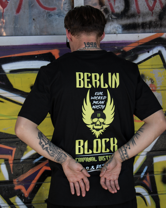 Men's / Unisex T-Shirt 'BerlinBlock13 - Fear&Respect'